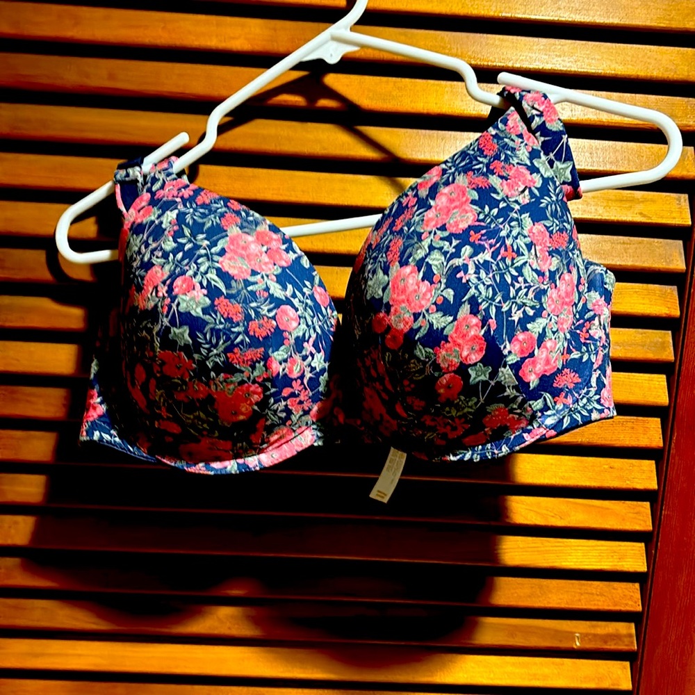 Lane Bryant Cacique 3 Hook Bra